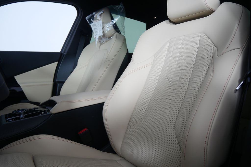 Thumbnail: 2026 BMW X3 - 11