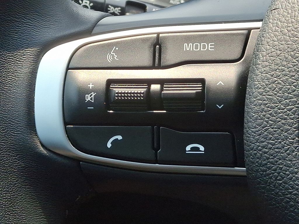 2024 Kia K5 GT-Line 21