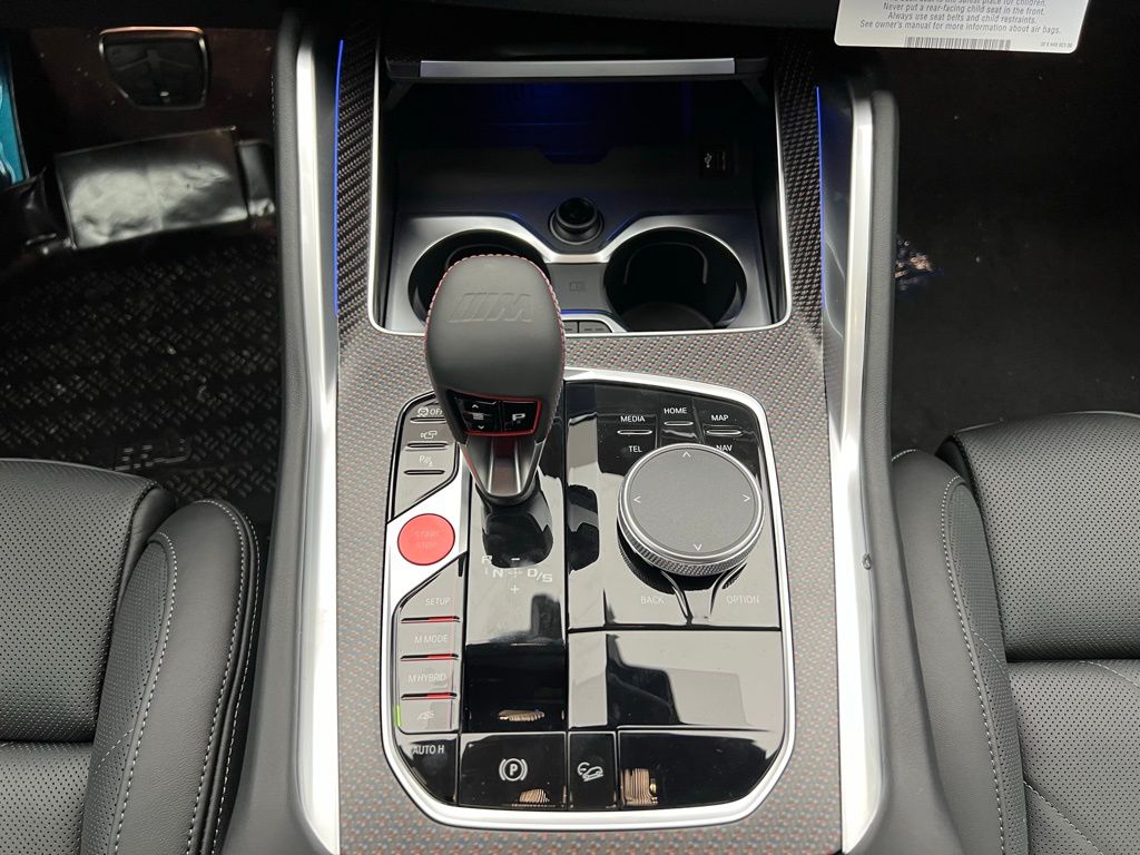 Thumbnail: 2026 BMW XM - 12