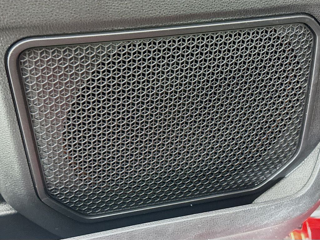 Thumbnail: 2023 Toyota Tundra - 19