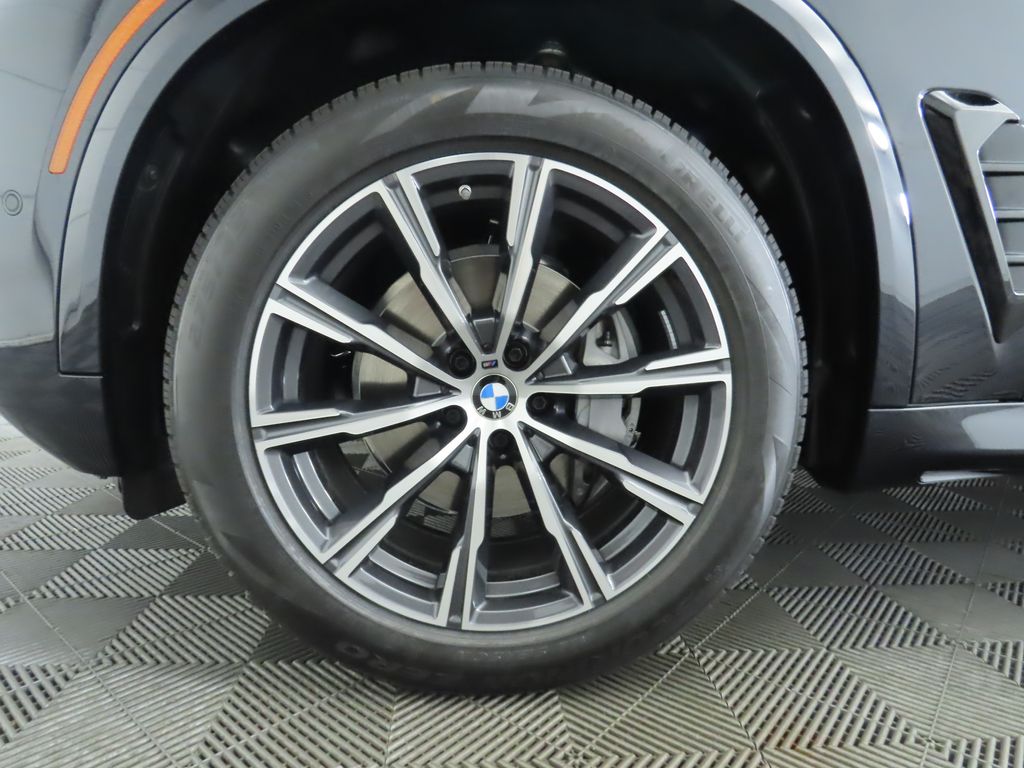2026 BMW X5 sDrive40i 32