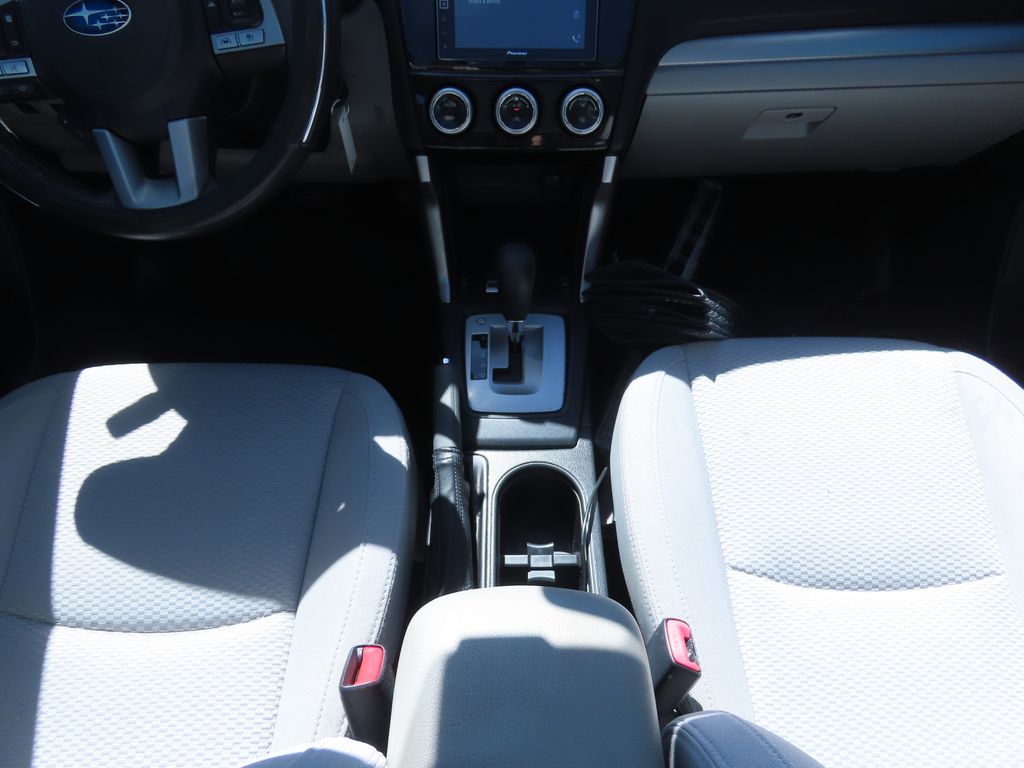 Thumbnail: 2018 Subaru Forester - 9