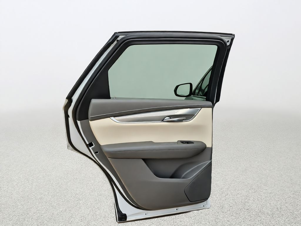 2022 Cadillac XT5 Premium Luxury White at AutoSavvy Houston Northwest