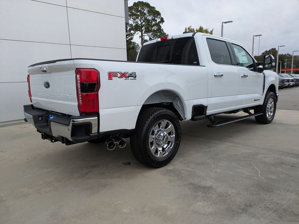 2026 Ford F-350 LARIAT