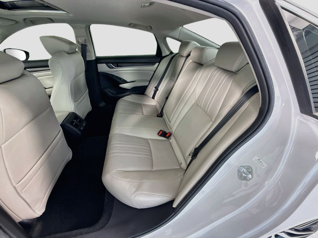 Thumbnail: 2021 Honda Accord - 21