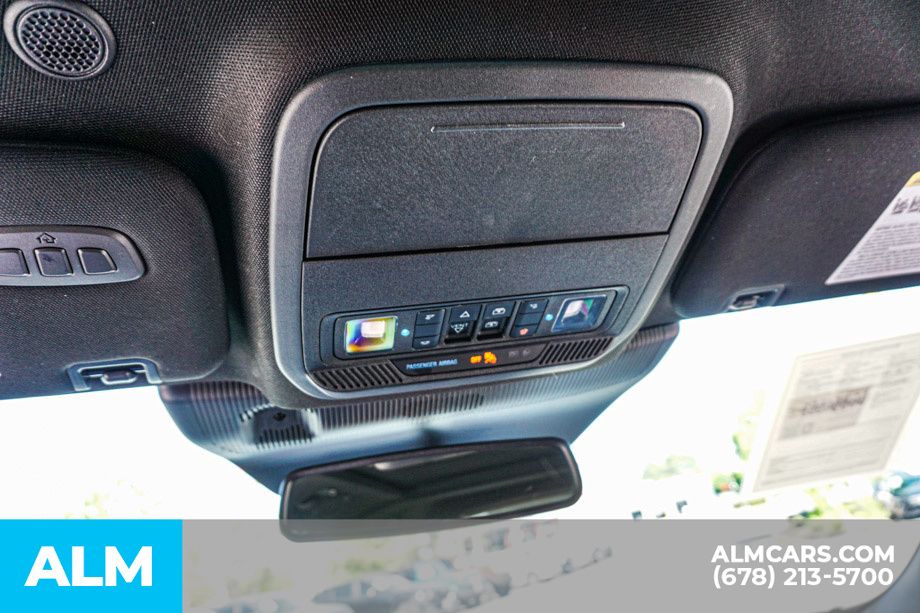 Used 2025 White Ford Platinum image 35