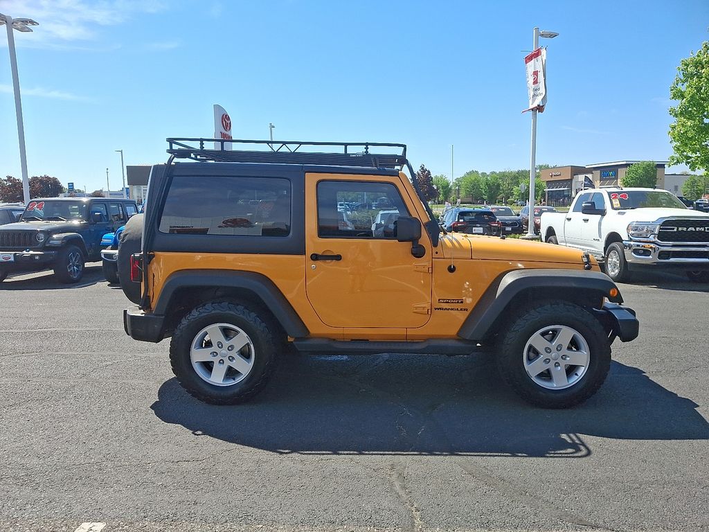 2013 Jeep Wrangler Sport 7
