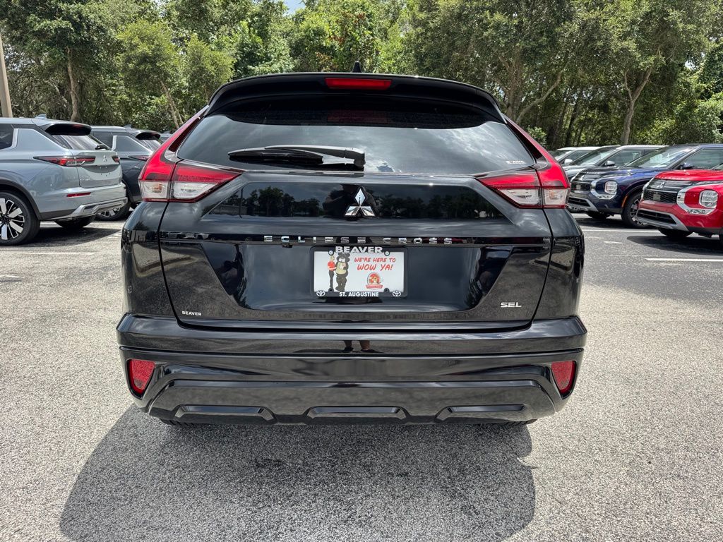 2025 Mitsubishi Eclipse Cross SEL photo 5