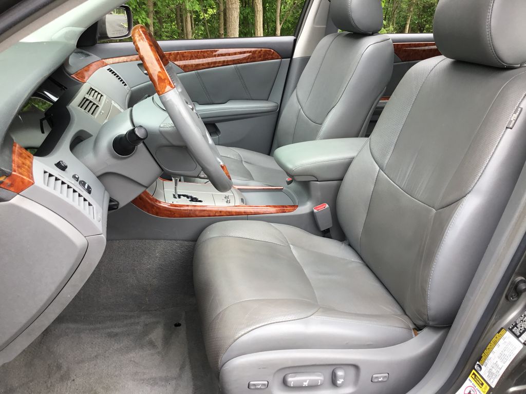 2005 Toyota Avalon XL 11