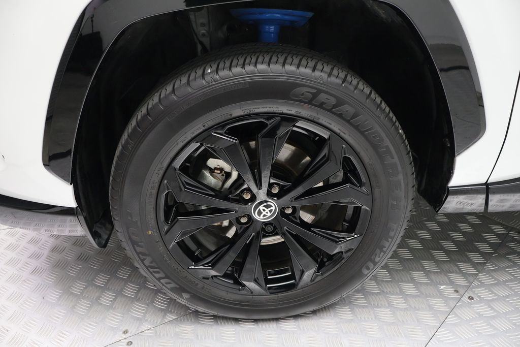 Thumbnail: 2025 Toyota RAV4 - 4