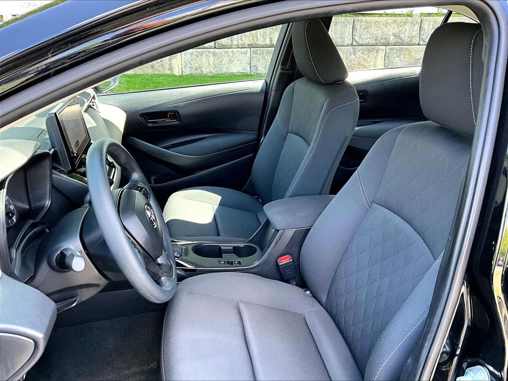 2024 Toyota Corolla — photo 10