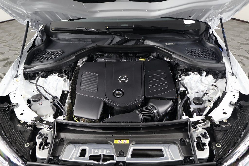 Thumbnail: 2026 Mercedes-Benz GLC - 9