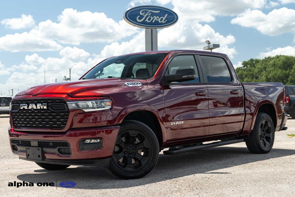 2025 RAM 1500 Big Horn Crew Cab 4WD