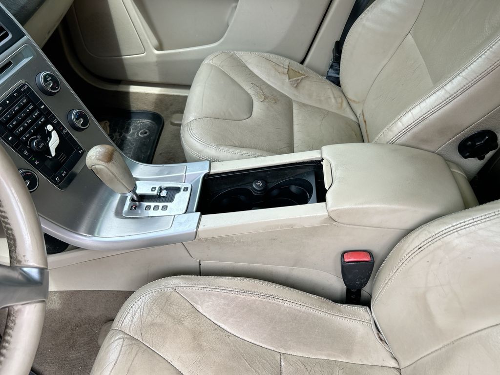 Thumbnail: 2011 Volvo XC60 - 26