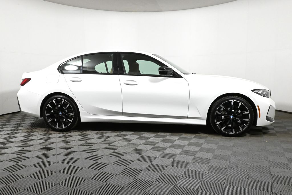 2025 BMW 3 Series 330i xDrive 8