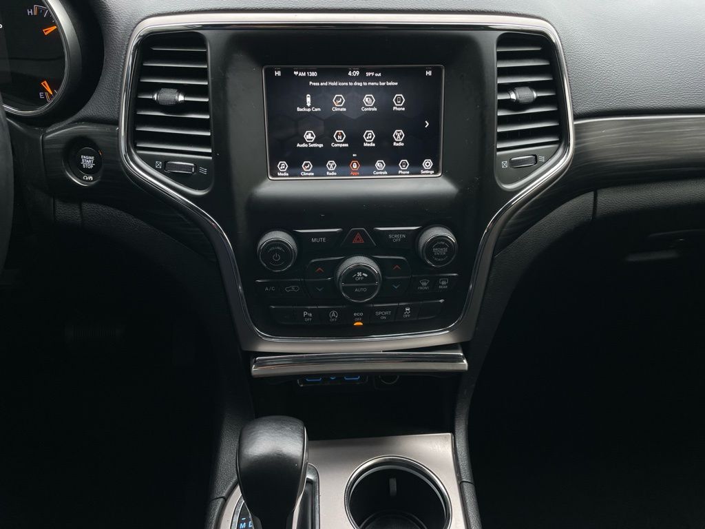 Thumbnail: 2021 Jeep Grand Cherokee - 17