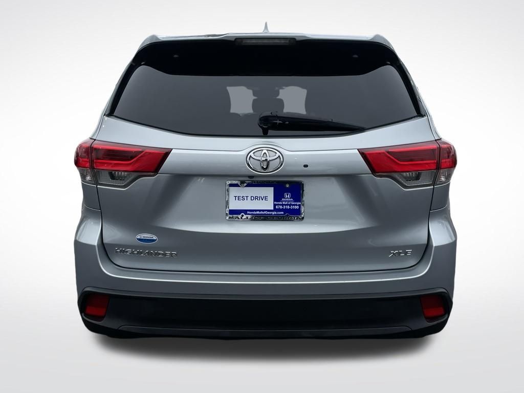 Thumbnail: 2017 Toyota Highlander - 5