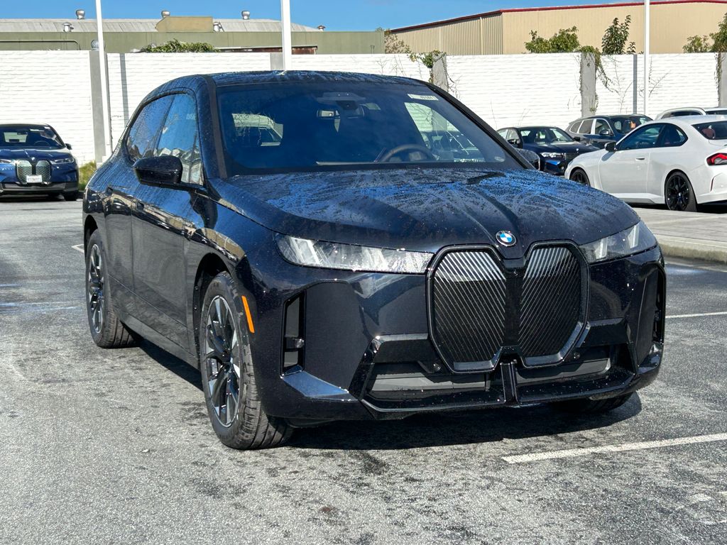 Thumbnail: 2026 BMW iX - 7