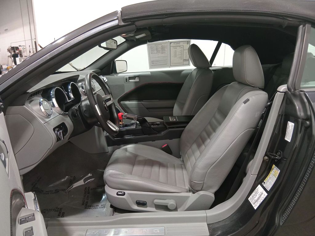 2008 Ford Mustang GT Deluxe