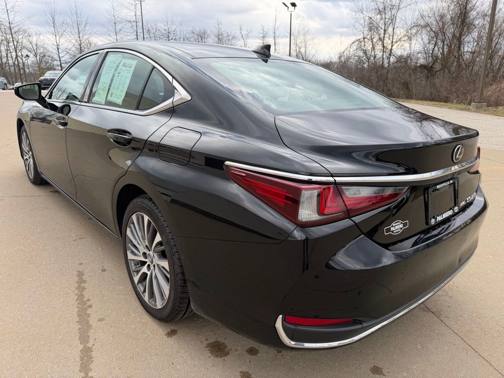 used 2021 Lexus ES car, priced at $26,903
