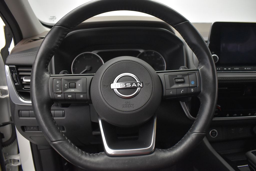 Thumbnail: 2023 Nissan Rogue - 16