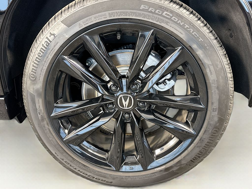 Thumbnail: 2025 Acura ADX - 32