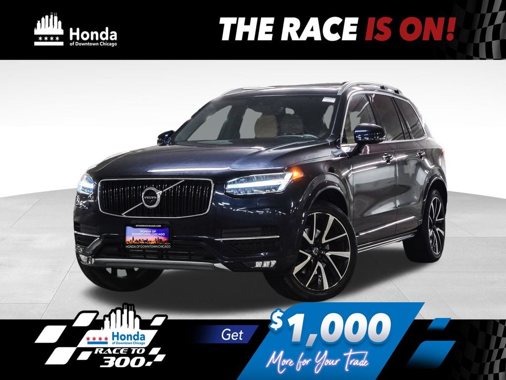 2019 Volvo XC90 T6 Momentum