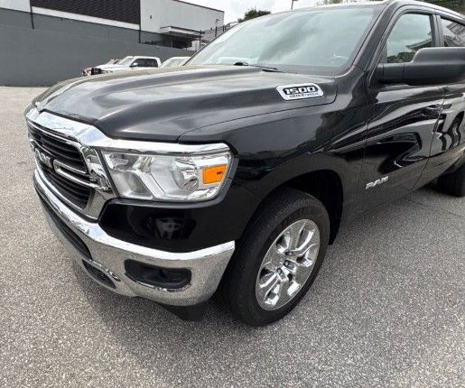 Diamond Black Crystal Pearlcoat 2021 RAM 1500 Big Horn Crew Cab 4WD Pickup Truck Four-Wheel Drive 8-Speed Automatic