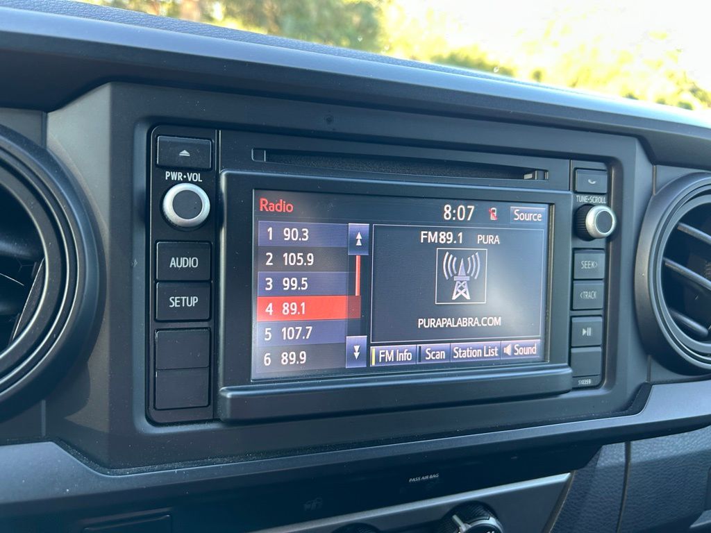 Thumbnail: 2019 Toyota Tacoma - 23