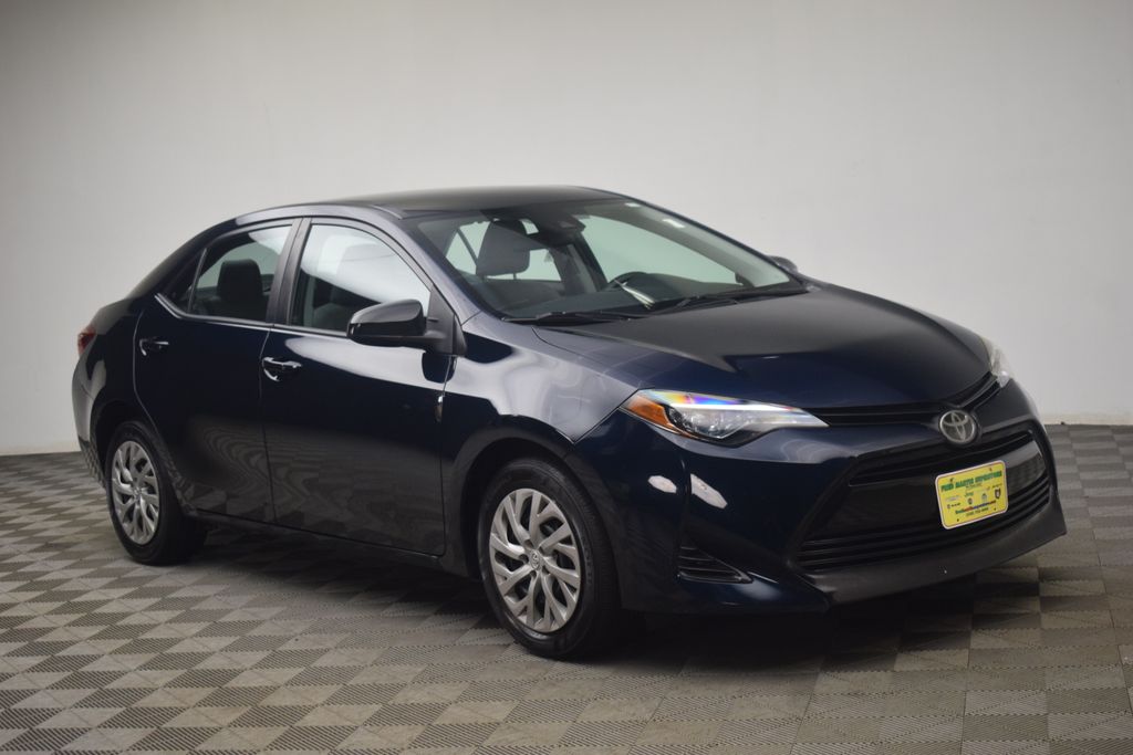 2019 Toyota Corolla Verde Azulado (Aqua) Sedán Tracción delantera Transmisión variable continua