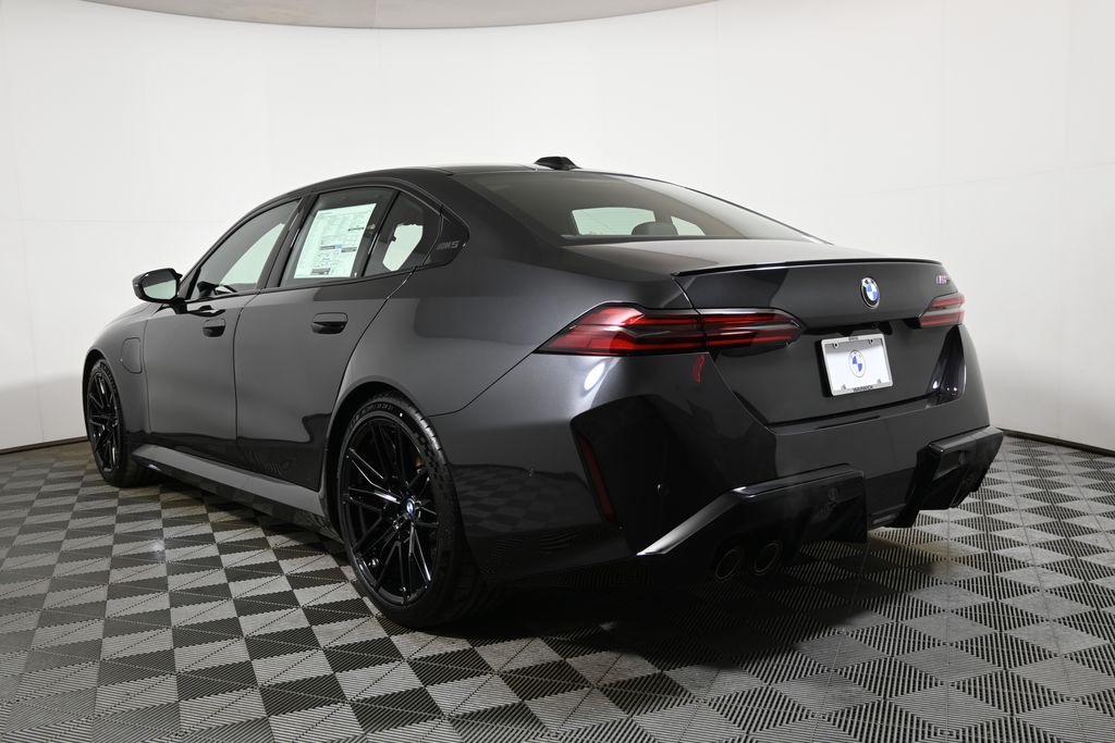 Thumbnail: 2026 BMW M5 - 5