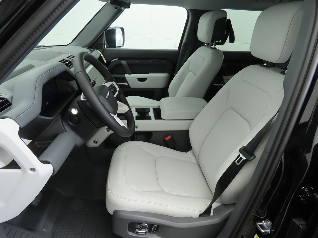 Thumbnail: 2026 Land Rover Defender - 19