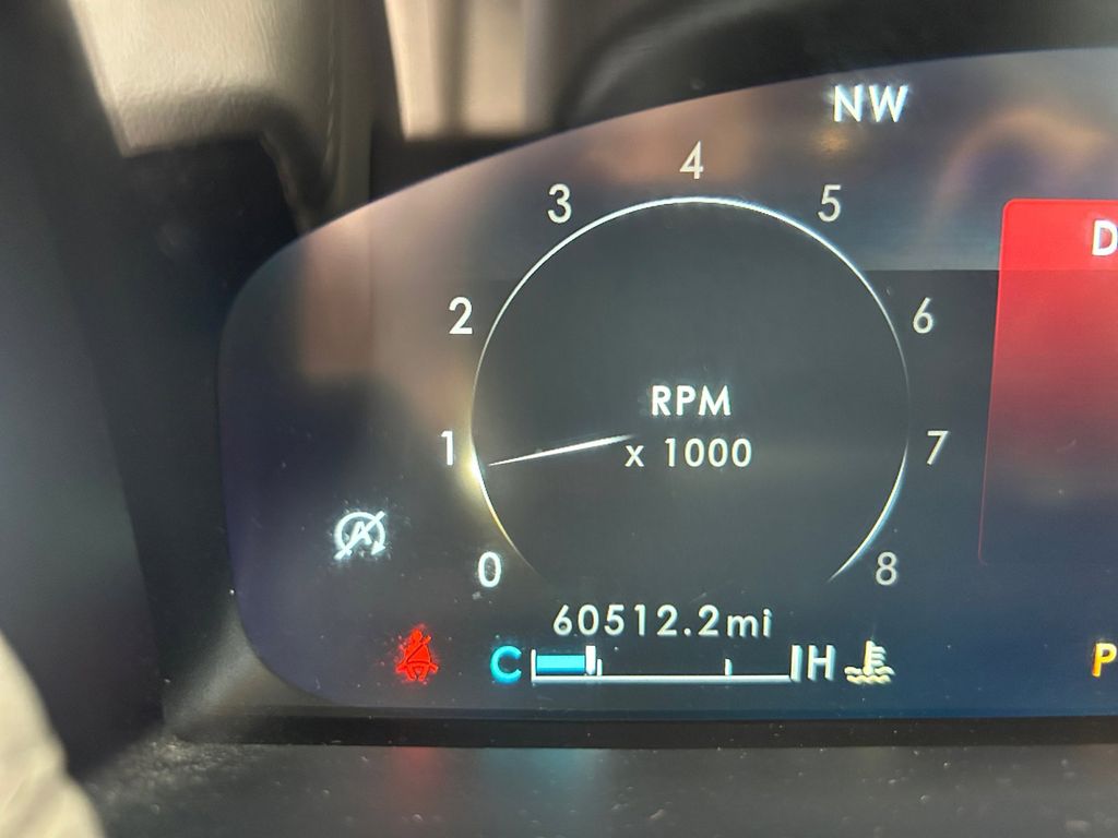 Used Car 2022 Lincoln Nautilus  Standard For Sale Under $30,000 In Floresville, Texas