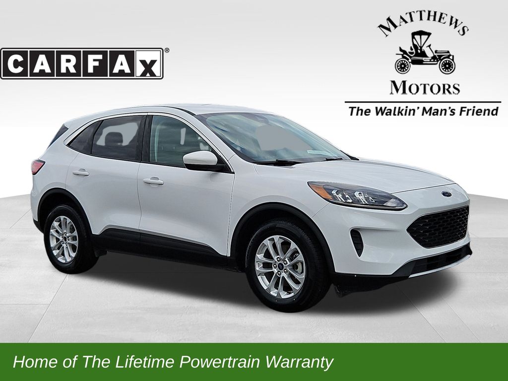 2021 Ford Escape SE's photo