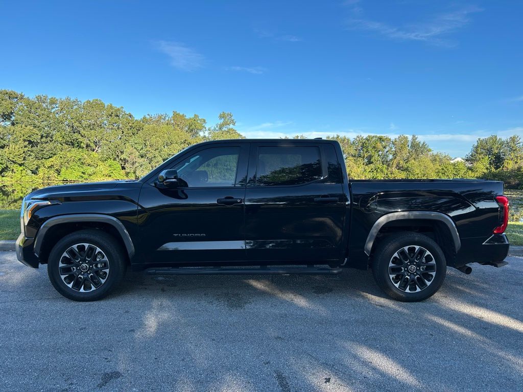 Thumbnail: 2024 Toyota Tundra - 2