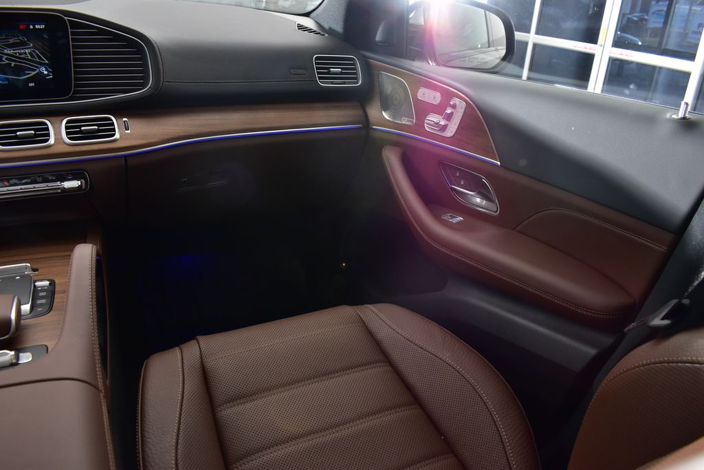 Thumbnail: 2025 Mercedes-Benz GLS - 28