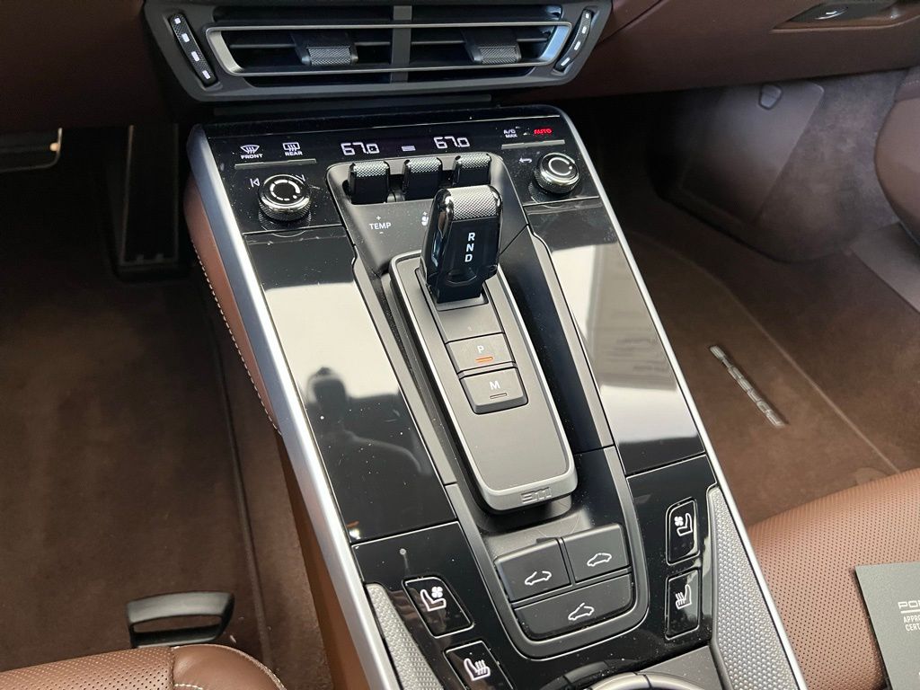 Thumbnail: 2024 Porsche 911 - 11