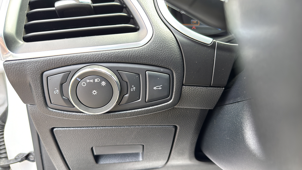 2016 Ford Edge