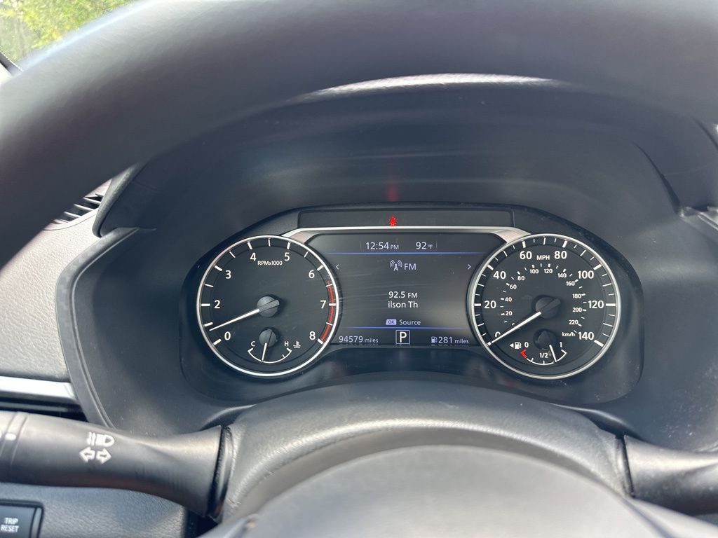 2021 Gun Metallic Nissan Altima 2.5 SV FWD Sedan