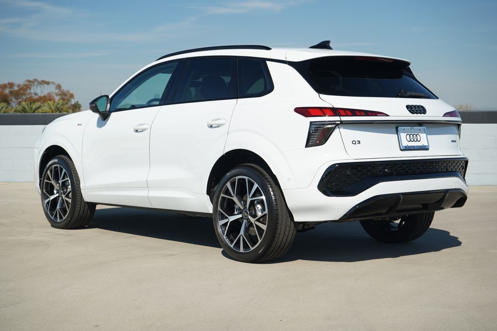 Thumbnail: 2026 Audi Q3 - 3