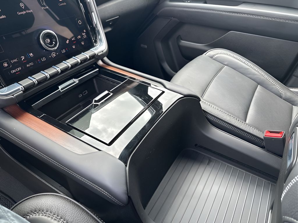 Used Car 2025 Gmc Yukon  Denali For Sale Under $80,000 In Austin, Texas