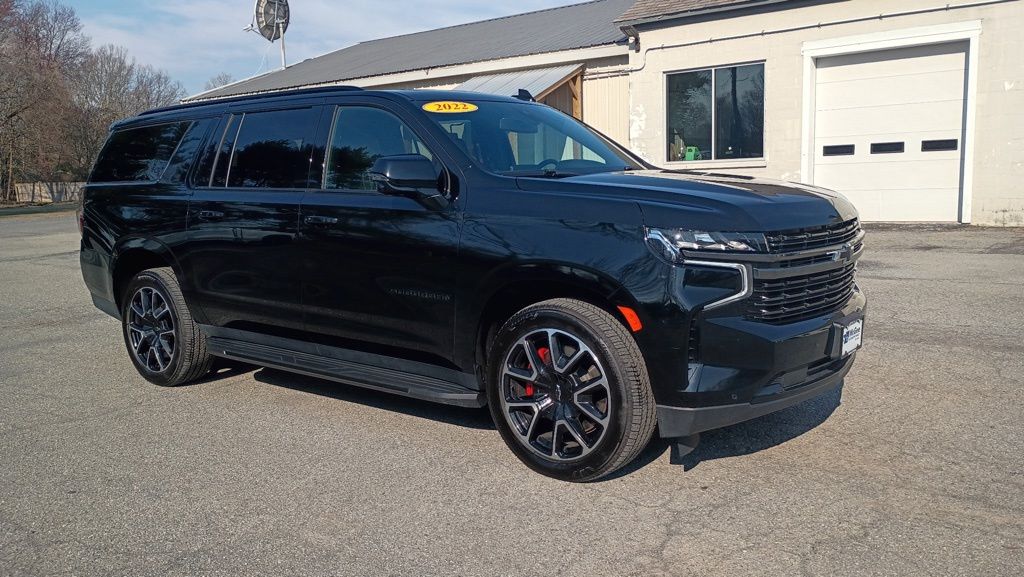 Black 2022 Chevrolet Suburban RST 4WD SUV / Crossover Four-Wheel Drive