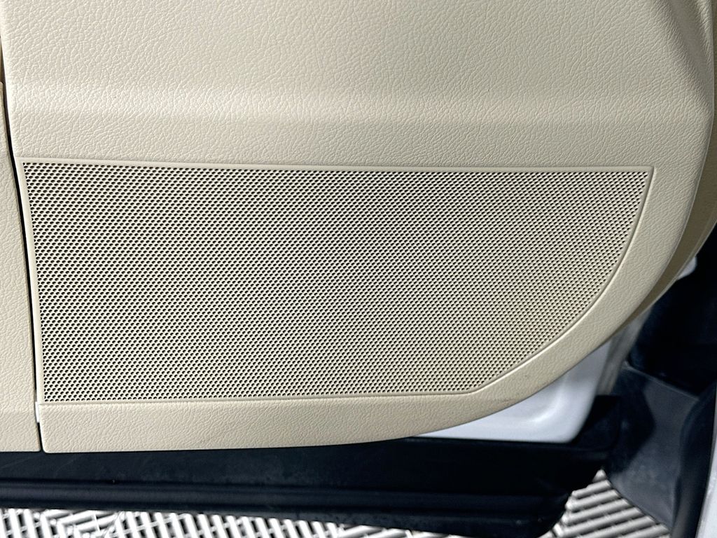Thumbnail: 2012 Lexus RX - 18