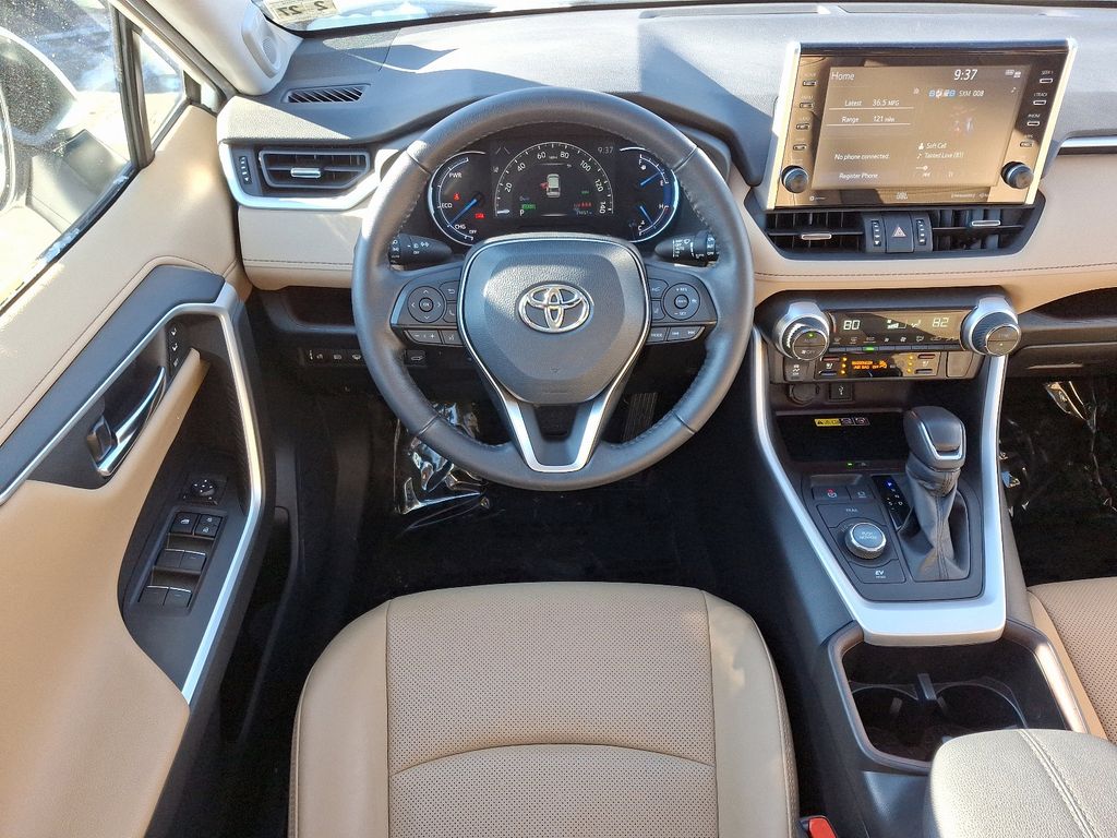 2022 Toyota RAV4 Limited 11