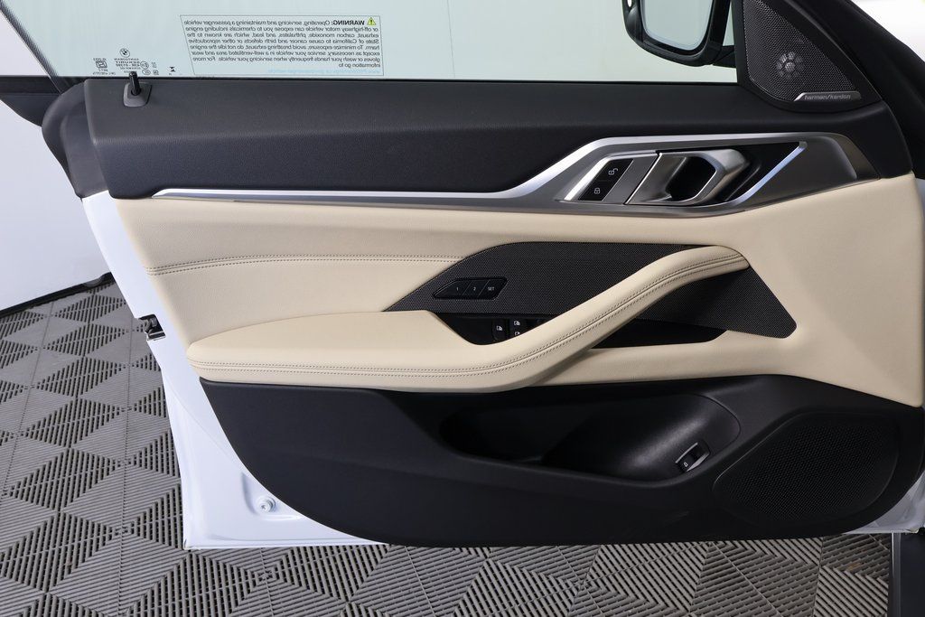 Thumbnail: 2026 BMW i4 - 7