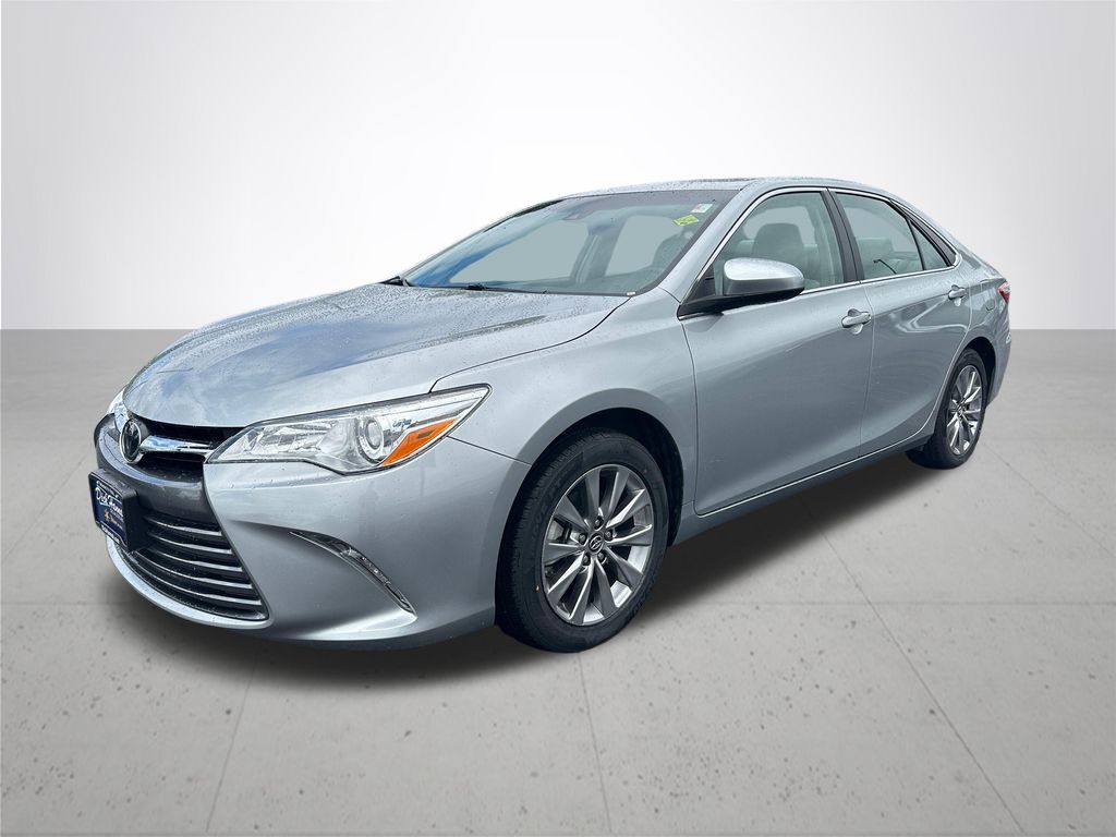 2016 Toyota Camry XLE