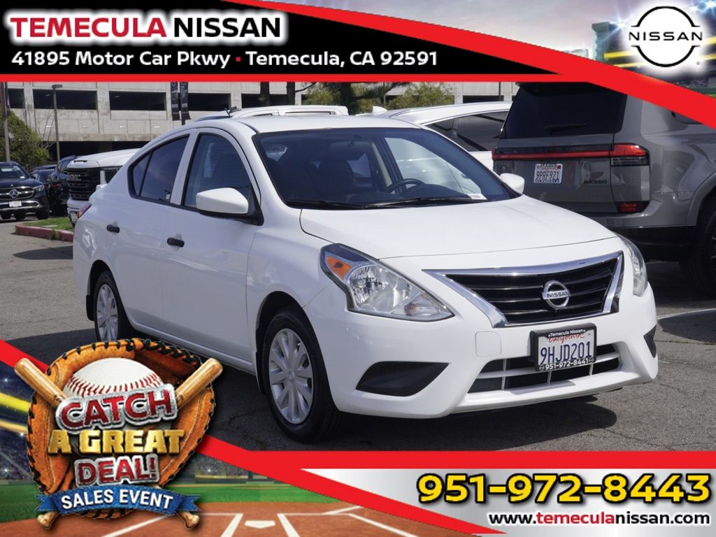White (Fresh Powder) 2019 Nissan Versa S Plus FWD Sedan Front-Wheel Drive Continuously Variable Transmission