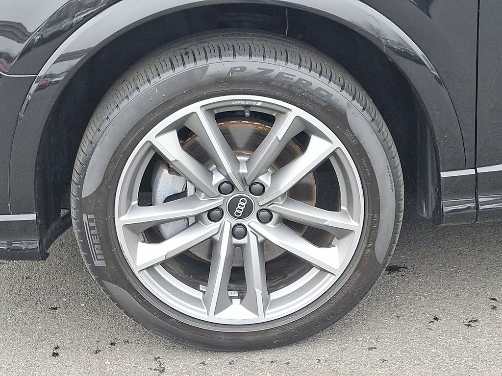 Thumbnail: 2022 Audi Q3 - 8