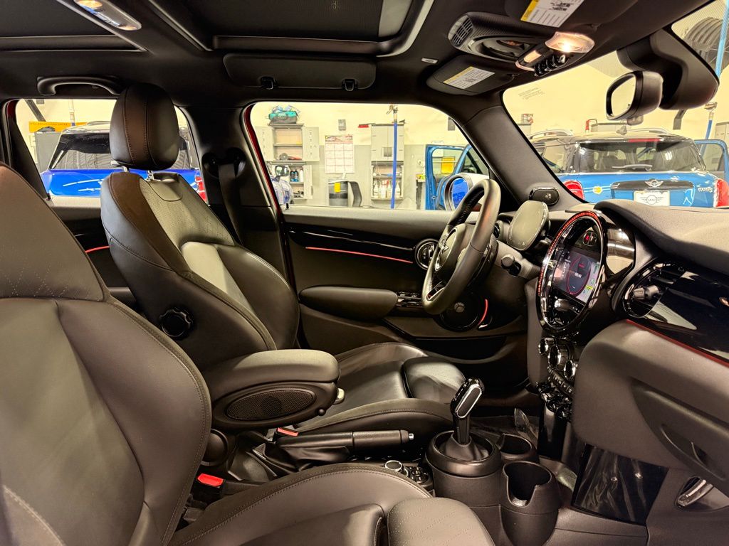 2024 MINI Cooper S 30
