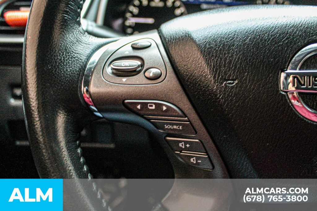 2020 Nissan Murano SV photo 23